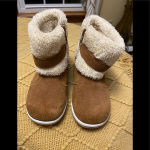 LAMO Girl’s Size 11Y Chestnut Boots Cute & Comfy